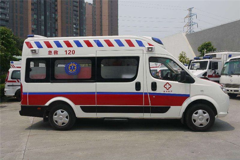 患者在等待救護(hù)車出租時(shí)需要注意什么？