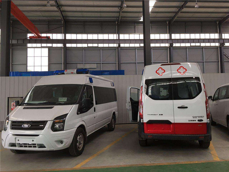 救護(hù)車購買的時(shí)候注意事項(xiàng)有哪些？這一點(diǎn)非常重要02